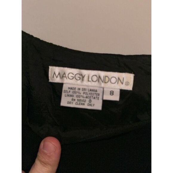 Maggy London embroidered black evening gown - size‎ 8 - Picture 3 of 5
